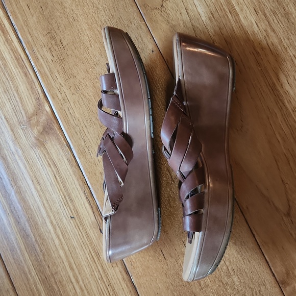Baretraps brown wedge platform sandals, leather upper, 10M - Picture 5 of 10